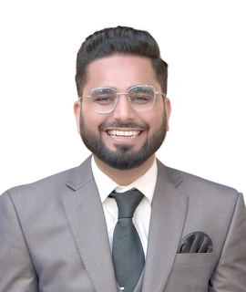 Hamza Yasin Headshot